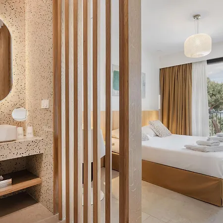 ホテル Grand Du Golfe - & Restaurant 4*