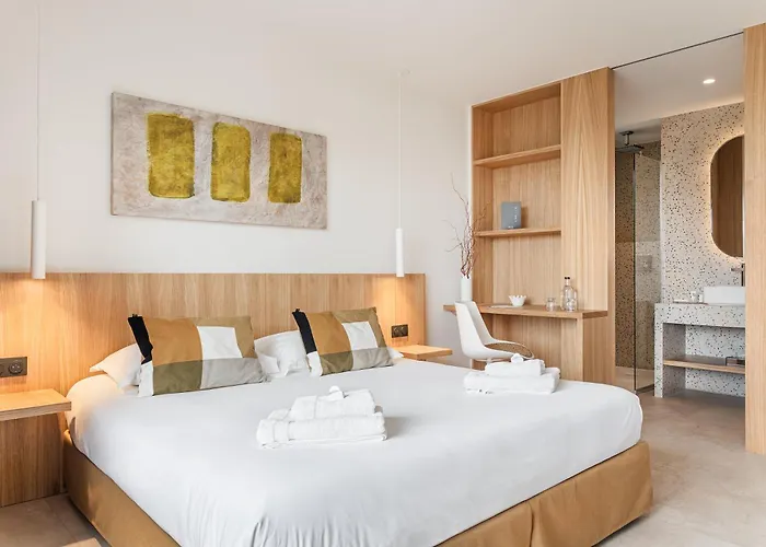 Grand Du Golfe - & Restaurant 科利尤尔