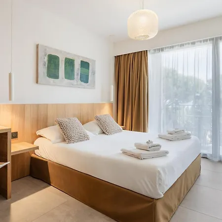 Grand Du Golfe - & Restaurant Hotel