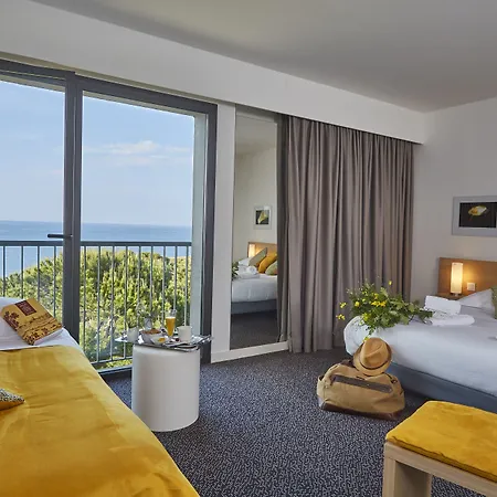 Grand Du Golfe - & Restaurant Hotel