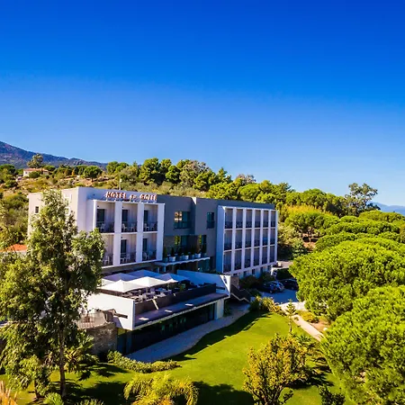 Grand Du Golfe - & Restaurant קוליור
