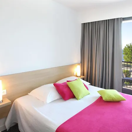 Grand Du Golfe - & Restaurant Hotel 4*