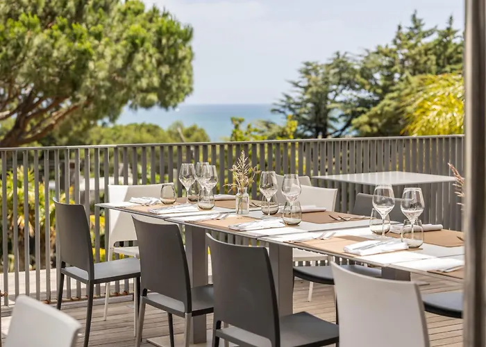 Grand Du Golfe - & Restaurant Collioure