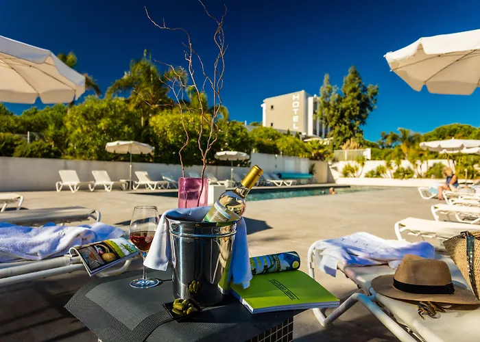 Hotel Grand Du Golfe - & Restaurant Collioure