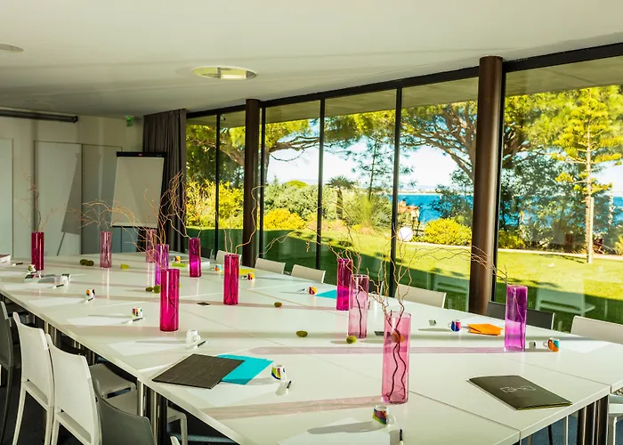 Hotel Grand Du Golfe - & Restaurant Collioure